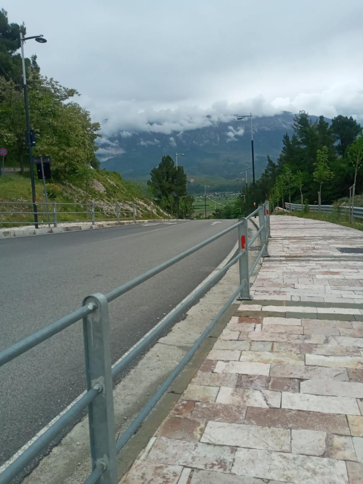 Relax Camping Gjirokaster Luaran gambar